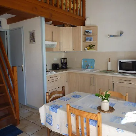 Les Tamaris Apartman *